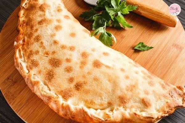 Bánh Calzone